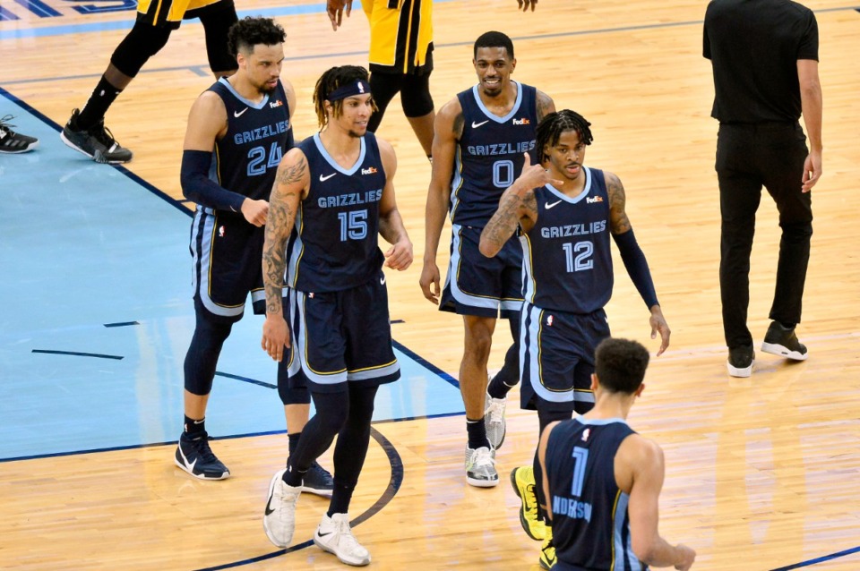 <strong>Memphis Grizzlies guard Ja Morant gestures after scoring the game-winning shot during yesterday&rsquo;s game against the Miami Heat</strong>. (AP Photo/Brandon Dill)