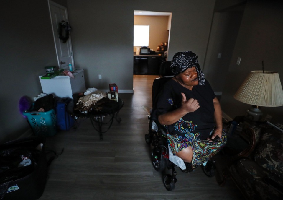 <strong>Larchena Jordan talks about how she ended up in her apartment at the Renaissance at Steele complex in Frayser on Thursday, March 18.</strong> (Patrick Lantrip/Daily Memphian)