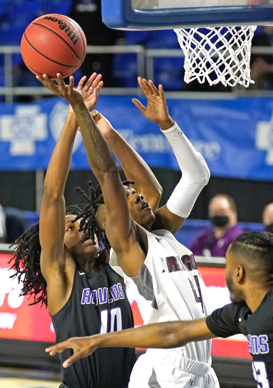 <strong>Collierville guard Jordan Jenkins (4) goes for the basket as Collierville plays Cane Ridge</strong>&nbsp;<strong>on March 19 in Murfreesboro, Tennessee.</strong> (Courtesy Larry McCormack/Special to The Daily Memphian)