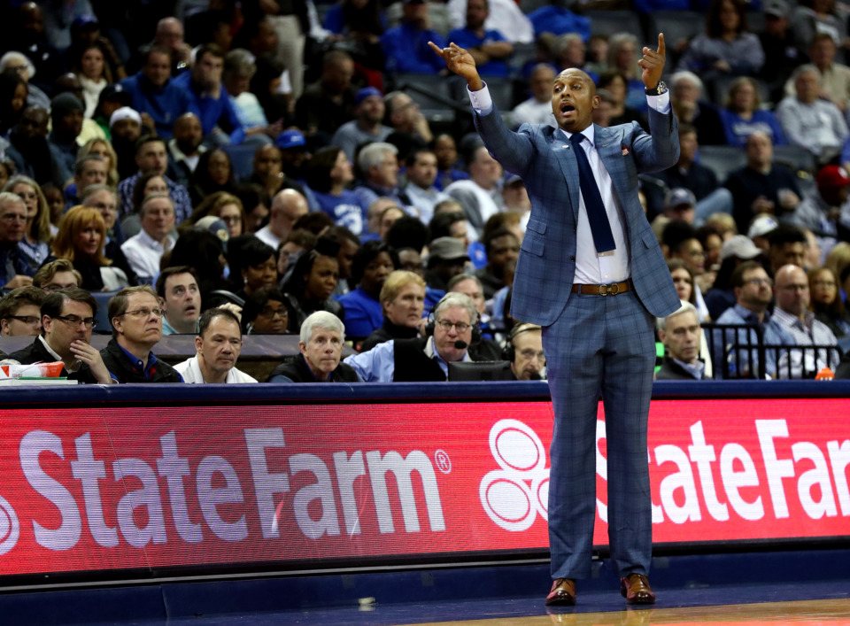 <strong>University of Memphis basketball coach Penny Hardaway shouts out a play to his offense during a game against Southern Methodist University.</strong> (Houston Cofield/Daily Memphian)