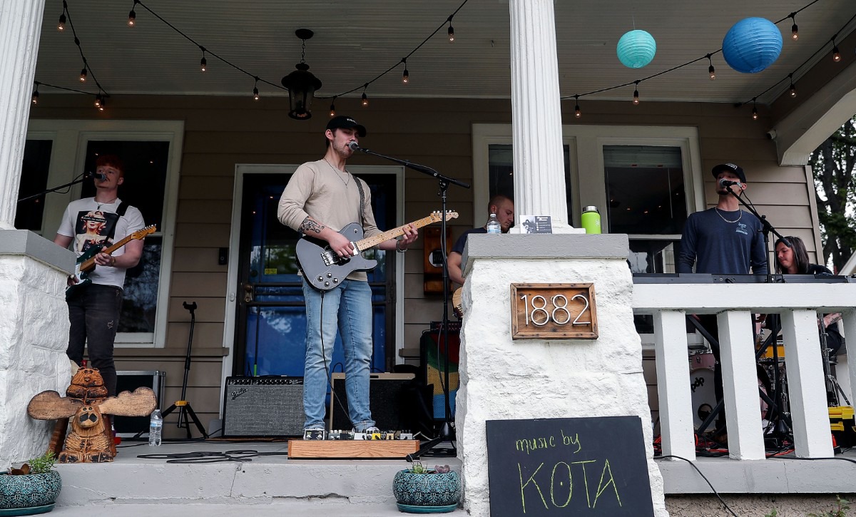 CooperYoung proves 'perfect' for Porchfest Memphis Local, Sports