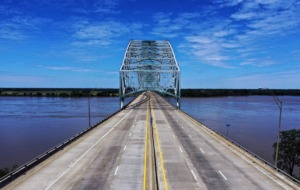 <strong>TDOT official officials announced a plan Monday, May 17&nbsp; to repair the damaged Hernando DeSoto Bridge, which currently sits empty as traffic is diverted to the I-55 Memphis-Arkansas Bridge.</strong> (Patrick Lantrip/Daily Memphian)