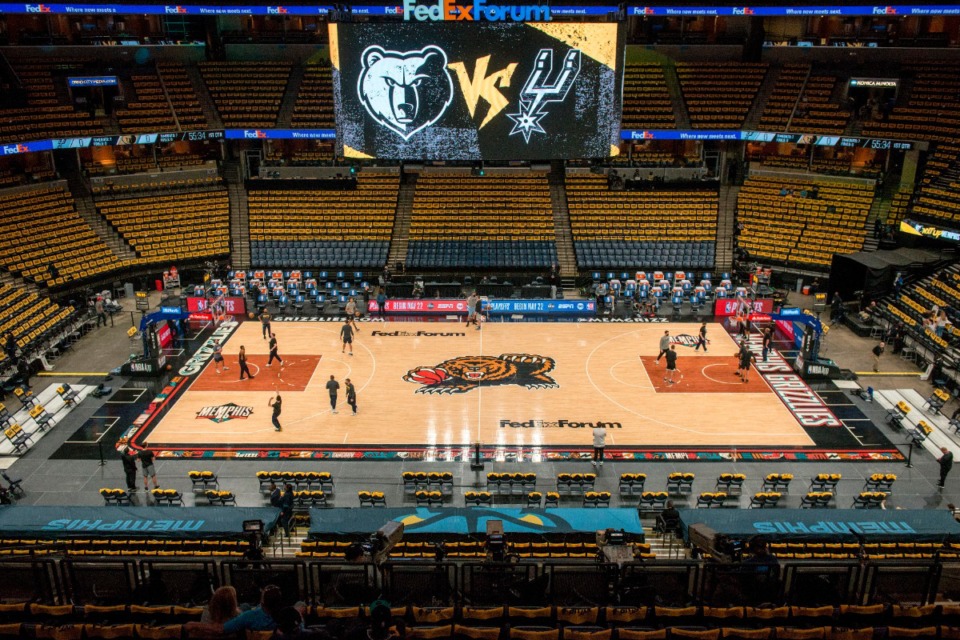 <strong>Players warm up inside FedExForum before an NBA basketball Western Conference play-in game between the San Antonio Spurs and the Memphis Grizzlies Wednesday, May 19, 2021, in Memphis, Tennessee.</strong> (AP Photo/Brandon Dill)