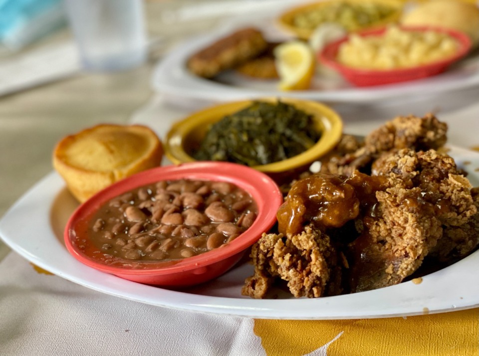 <strong>Sweet Pea&rsquo;s Southern Cooking serves good fried chicken livers as one of its home cooking plates that cost less than $10.</strong> (Jennifer Biggs/Daily Memphian)