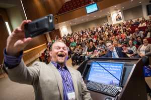 <strong>Dr. Justin Baker, chief of St. Jude&rsquo;s Division of Quality of Life and Palliative Care, takes a selfie with Dr. James Downing, president and CEO of St. Jude, during last year's inaugural St. Jude Pediatric Palliative Oncology Symposium.</strong> <strong>&ldquo;So often there&rsquo;s this tension that is felt around palliative care and hospice,&rdquo; said Baker. &ldquo;They think about it in the context of only bad news. We&rsquo;ve tried to reshape that here.&rdquo;</strong> (Photo courtesy of St. Jude Children's Research Hospital)