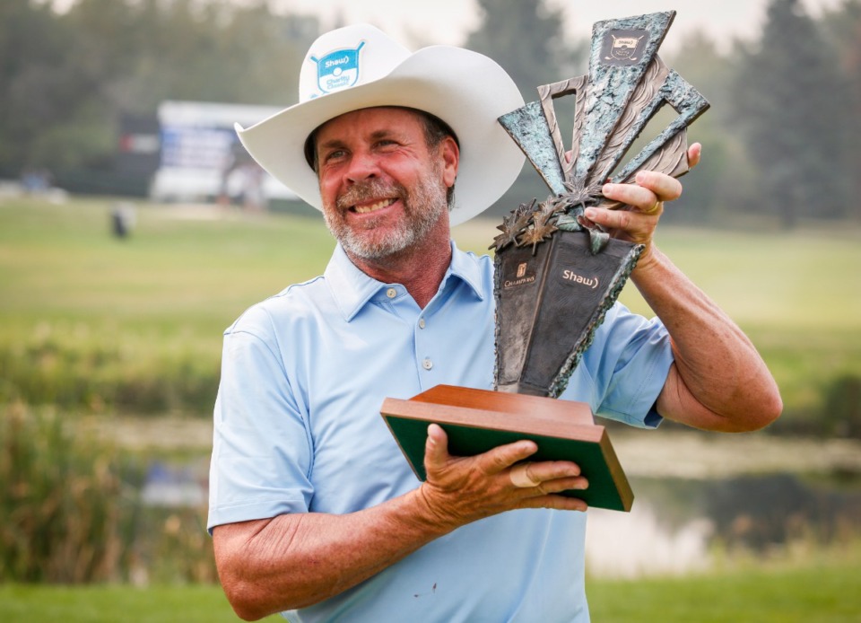 <strong>Memphian Doug Barron won the Shaw Charity Classic golf event in Calgary, Alberta, Sunday, Aug. 15, 2021.</strong> (Jeff McIntosh/The Canadian Press via AP)