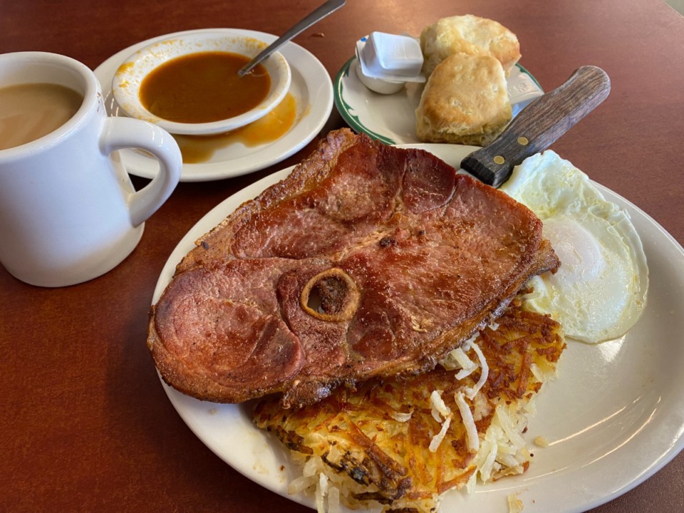 <strong>A breakfast of country ham &amp; red-eye gravy at Bob&rsquo;s Barksdale Restaurant is a meal as pleasingly out of time as its setting.</strong>&nbsp;(Chris Herrington/Daily Memphian)