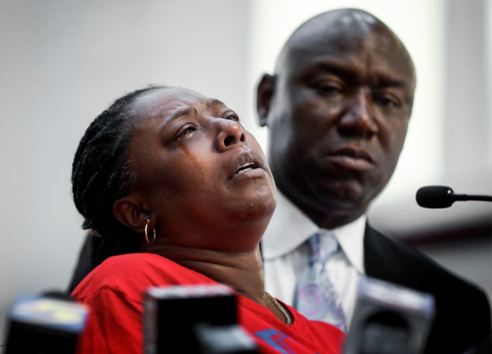 <strong>Civil rights attorney Ben Crump (shown on Aug. 10 with Tasheta Motley, the sister of Alvin Motley Jr.) said that a judge&rsquo;s decision to delay release of a video in the death of Motley Jr., &ldquo;further delays the clarity, transparency and answers&rdquo; sought by family members and the community.</strong> (Mark Weber/Daily Memphian)