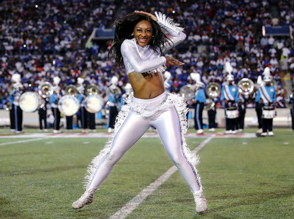 <strong>Jackson State dancers perform at the halftime during the Southern Heritage Classic.</strong> (Patrick Lantrip/Daily Memphian)