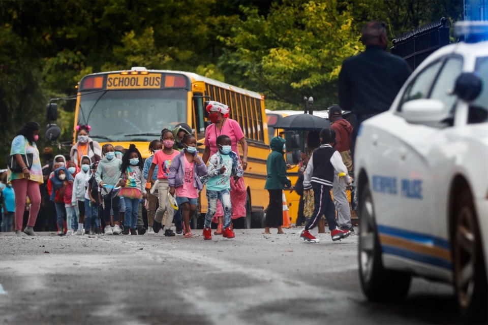 <strong>After a student was shot at Cummings Elementary School, families picked up students on at Metropolitan Baptist Church.</strong> (Mark Weber/The Daily Memphian)