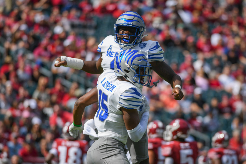 <strong>Xavier Cullens (8) of the Memphis Tigers celebrates during the game against the Temple Owls at Lincoln Financial Field on Oct. 2, 2021 in Philadelphia.</strong> (Kate Frese/Special to Daily Memphian)