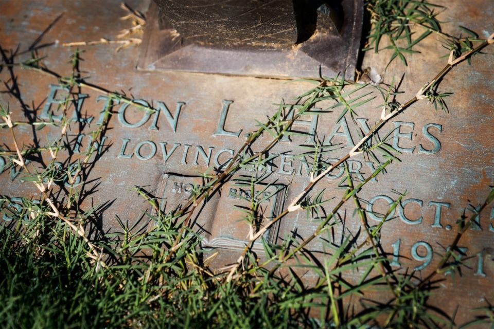 <strong>Elton Hayes gravesite from 1971 on Monday, Sept. 6, 2021 at Galillee Memorial Gardens cemetery.</strong> (Mark Weber/The Daily Memphian)