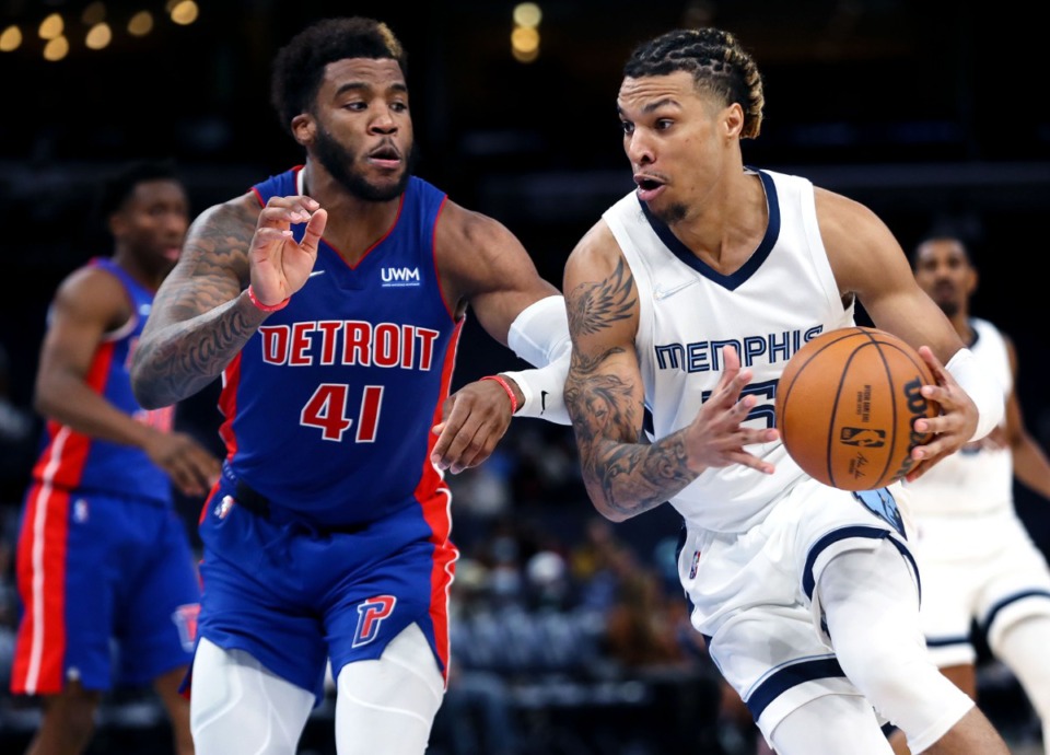 <strong>Grizzlies forward Brandon Clarke (15) drives to the basket during the Oct. 11 preseason game against the Detroit Pistons.</strong> (Patrick Lantrip/Daily Memphian)