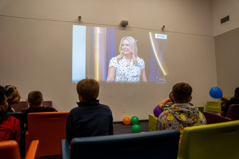 <strong>An audience at the Youth Villages&rsquo; Bower Center, on the Bartlett campus at 7410 Memphis Arlington Rd., watch Melissa Joan Hart participate on &ldquo;Celebrity Wheel of Fortune&rdquo; on Oct. 17. (Submitted)</strong>