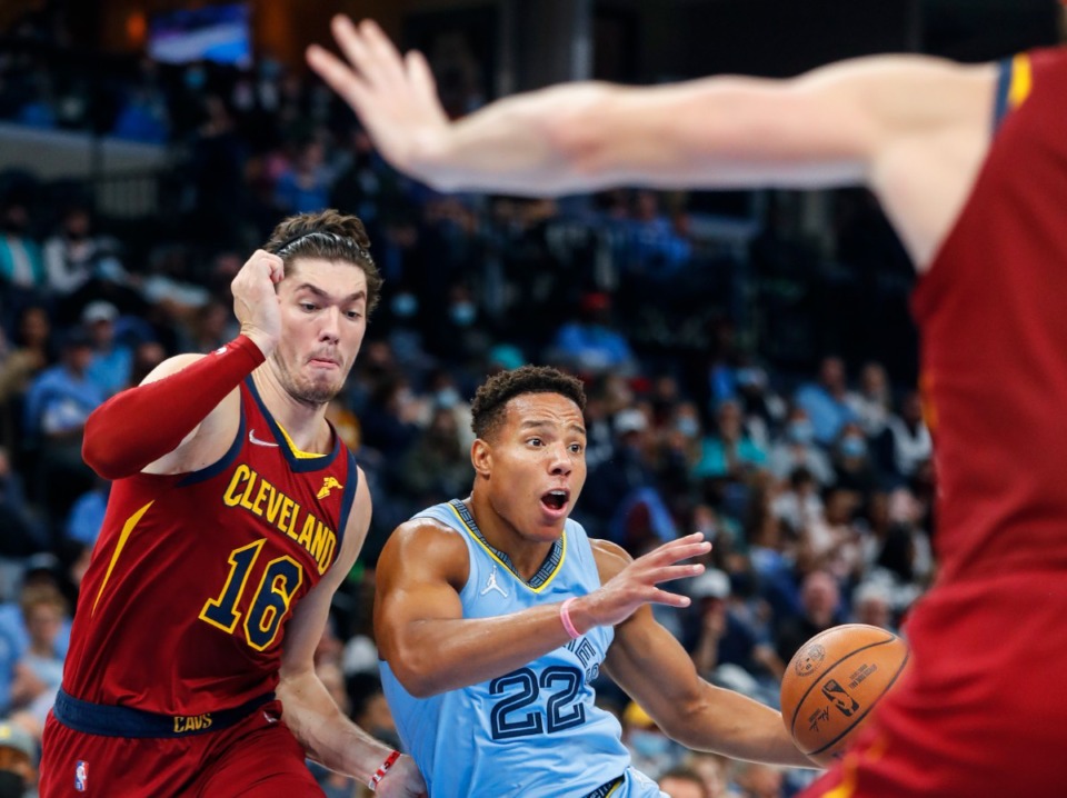 <strong>Grizzlies guard Desmond Bane (right) drives the lane against Cleveland&rsquo;s Cedi Osman (left) during action on Wednesday, Oct. 20, 2021.</strong> (Mark Weber/The Daily Memphian)