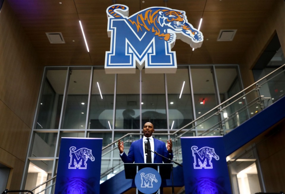 <strong>Memphis coach Penny Hardaway speaks during a ceremony at the Laurie-Walton Family Basketball Center honoring his former coach, Larry Finch, on Thursday, Oct. 28.</strong> (Patrick Lantrip/Daily Memphian)