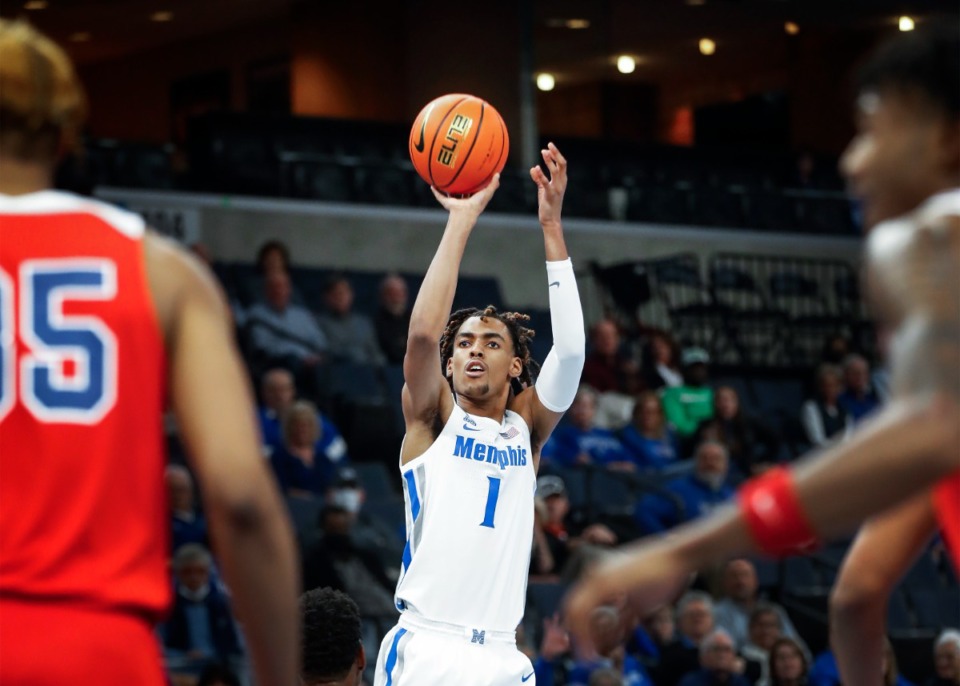 <strong>Memphis Tigers guard Emoni Bates (middle) puts up a 3-point shot against Lane College during action on Sunday, Oct. 31, 2021.</strong> (Mark Weber/The Daily Memphian)