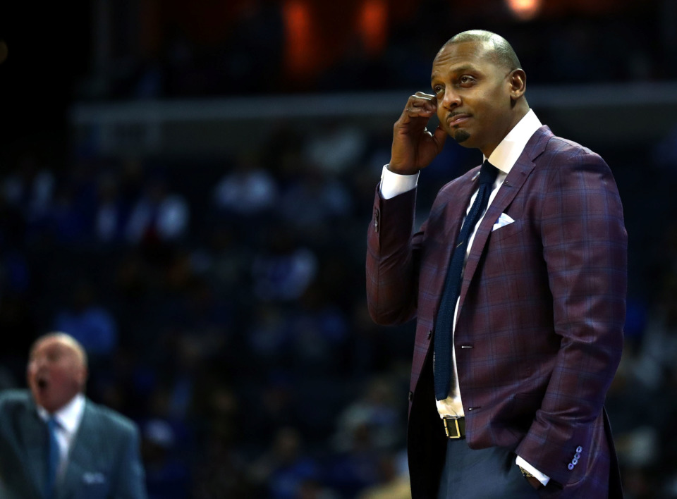 <strong>Memphis Tigers basketball coach Penny Hardaway questions a call by the referee during a game against Tulane Green Wave on Wednesday, Feb. 20, 2019, in Memphis.</strong> (Houston Cofield/Daily Memphian)
