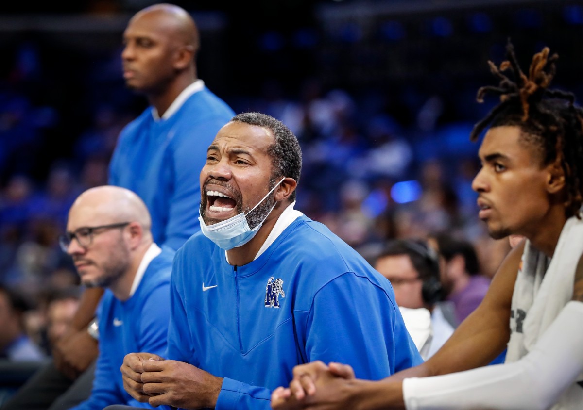 <strong>Tigers assistant coach Rasheed Wallace shouts from the bench in the game against Tennessee Tech on Tuesday, Nov. 9, 2021.</strong> (Mark Weber/The Daily Memphian)