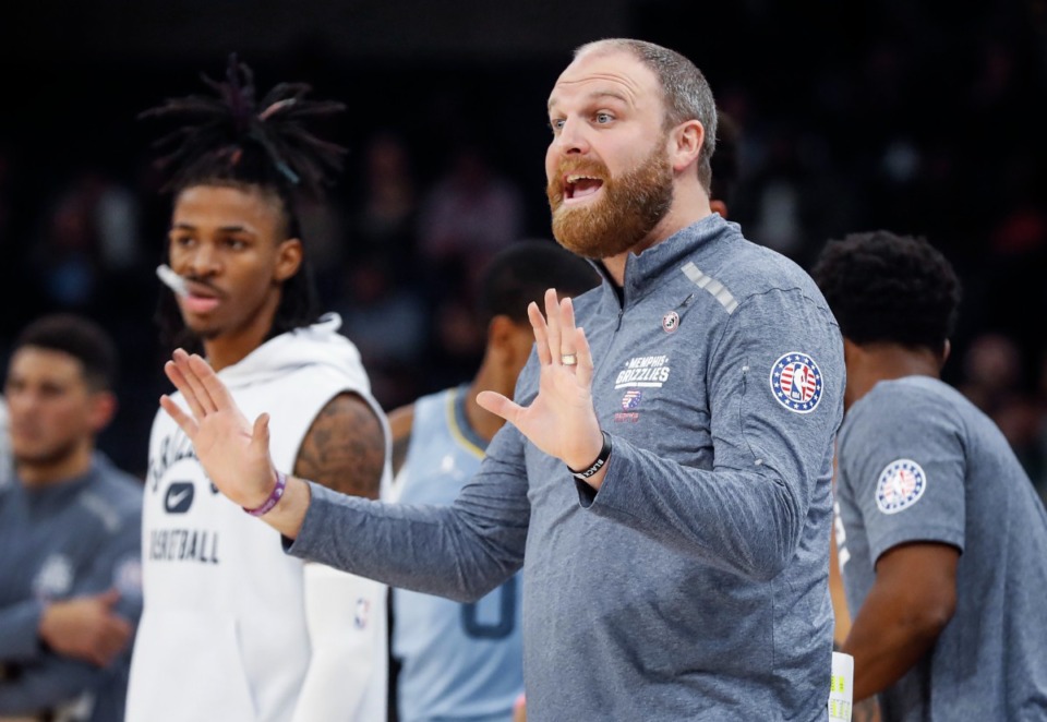 <strong>Memphis Grizzlies head coach Taylor&nbsp; Jenkins instructs his players during action against the Phoenix Suns on Friday, Nov. 12, at FedExForum.</strong> (Mark Weber/Daily Memphian)