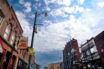 <strong>A SkyCop unit looks out over Beale Street.</strong> (Patrick Lantrip/Daily Memphian)