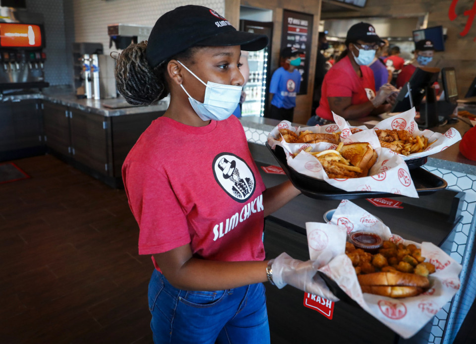 <strong>Restaurants are still struggling to find enough workers, and many employers are still at a loss for why that is still a problem. </strong>(Mark Weber/The Daily Memphian file)