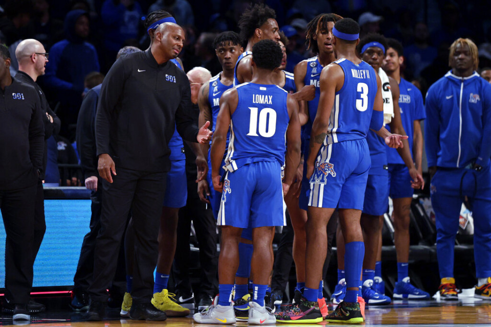 <strong>Memphis coach Penny Hardaway talks with the team during the second half of an NCAA college basketball game in the NIT Season Tip-Off tournament against Virginia Tech on Wednesday, Nov. 24, in New York.</strong> (Adam Hunger/Associated Press)