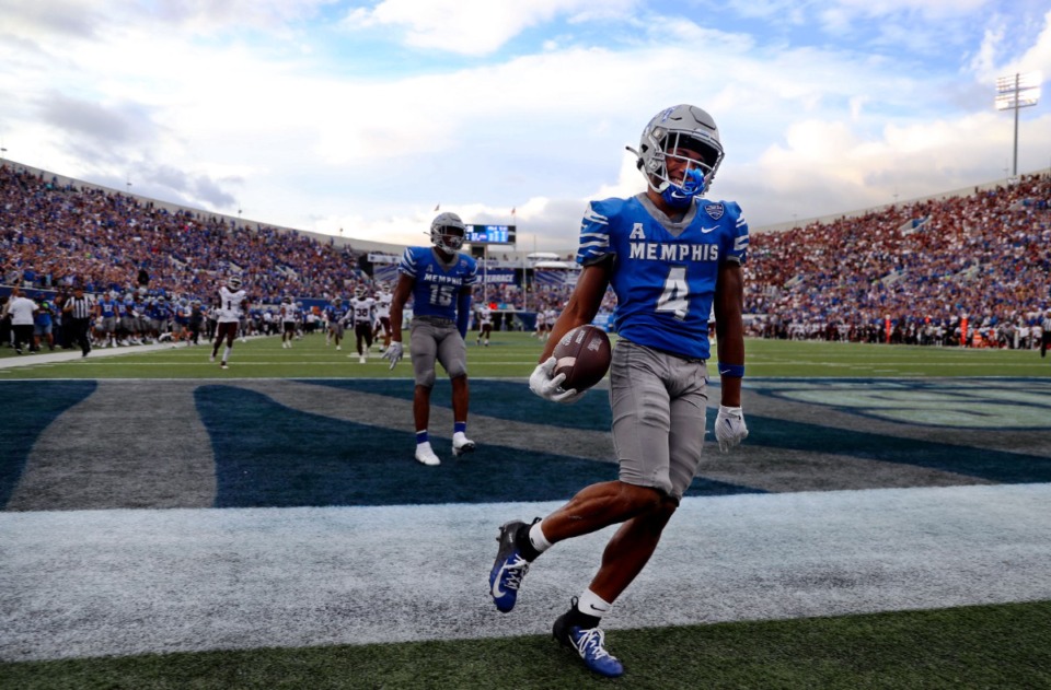 <strong>University of Memphis receiver Calvin Austin III scores the go-ahead touchdown during a Sept. 18, 2021 game at the Liberty Bowl Memorial Stadium against Mississippi State University.</strong> (Patrick Lantrip/Daily Memphian)