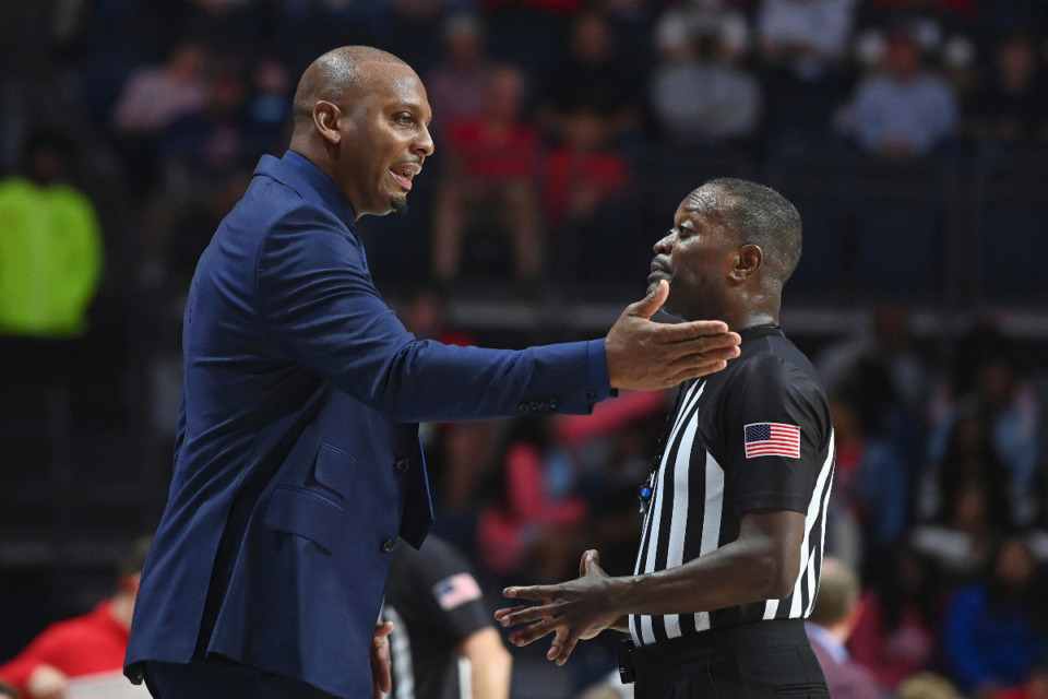 <strong>Memphis head coach Penny Hardaway talks to an official during the first half of an NCAA college basketball game against Ole Miss in Oxford, Mississippi, Saturday, Dec. 4, 2021.</strong> <strong>Hardaway talked after the game about issues the Tigers have in the locker room.</strong> (AP Photo/Thomas Graning)