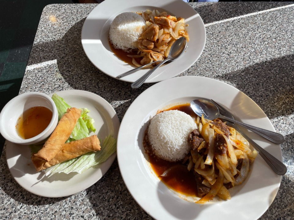 <strong>Chicken with ginger and beef with lemongrass are two of the $7.99 lunch specials at Pho Saigon.</strong> (Jennifer Biggs/ The Daily Memphian)