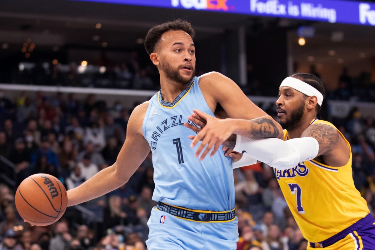 <strong>Grizzlies forward Kyle Anderson (1) is defended by Los Angeles Lakers forward Carmelo Anthony (7) on Dec. 9 at FedExForum.</strong> (Nikki Boertman/AP)