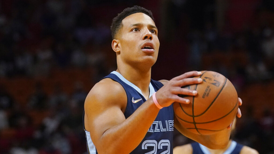 <strong>Memphis Grizzlies guard Desmond Bane (22) aims a free throw shot during the first half of an NBA basketball game against the Miami Heat, Monday, Dec. 6, 2021, in Miami</strong>. (AP Photo/Marta Lavandier)