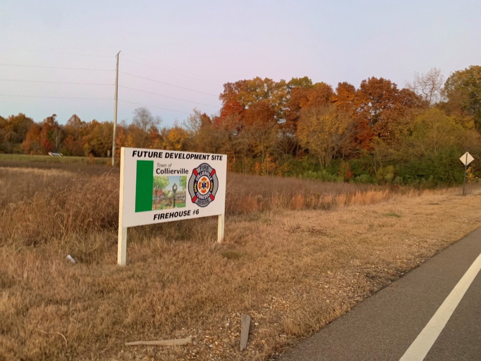 <strong>A sign on Shelby Drive indicates where the new fire station will be built. Collierville&rsquo;s last fire station was built in 2001.</strong> (Abigail Warren/Daily Memphian)