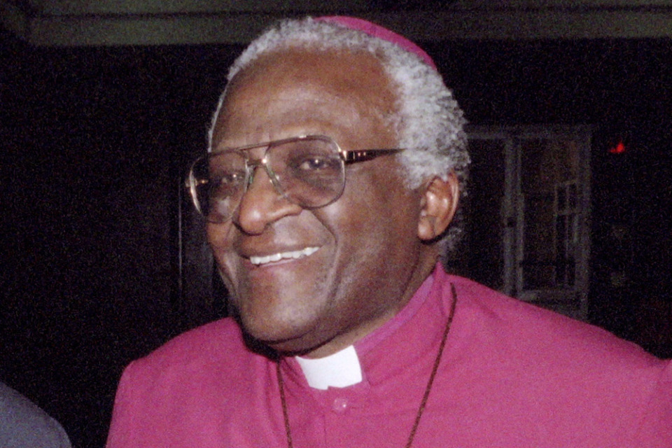 <strong>Archbishop Desmond Tutu, who died Dec. 26, came to Memphis in 1992 to receive the National Civil Rights Museum&rsquo;s Freedom Award.</strong> (Getty Images file/AFP/Anna Zieminski)