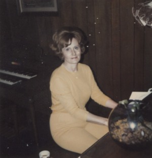 <strong>Wanda Fern Herrington at her piano, age 25.</strong> (Herrington Family photo)