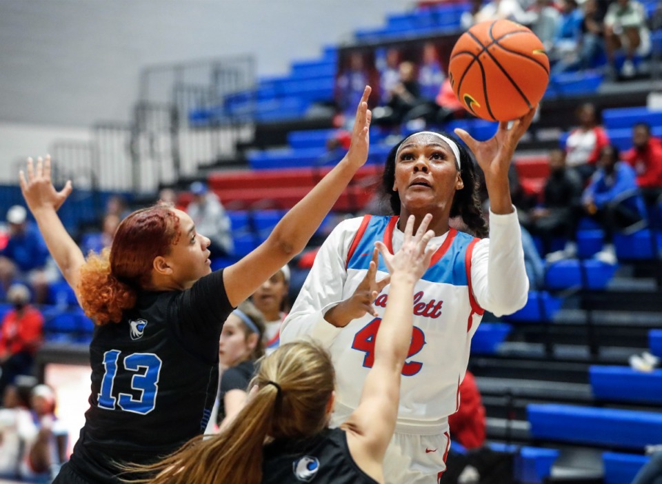 <strong>Bartlett center Mallory Collier (right) will face off against fellow&nbsp;top girls teams in state, Arlington High School</strong> (Mark Weber/The Daily Memphian file)