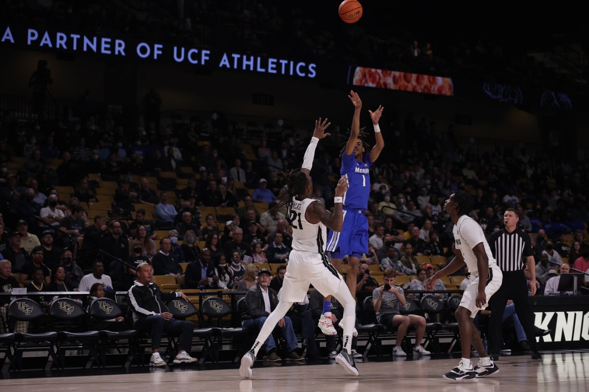 <strong>Memphis Tigers guard Emoni Bates (1) shoots over UCF&rsquo;s C.J. Walker (21) in Florida Jan. 12.</strong> (Courtesy UCF Athletics)
