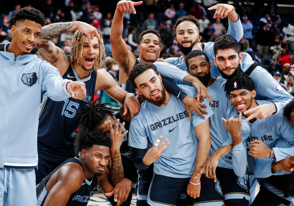 <strong>The Grizzlies celebrate a hard-won victory over the Minnesota Timberwolves on Thursday, Jan. 13, 2022.</strong> (Mark Weber/The Daily Memphian)