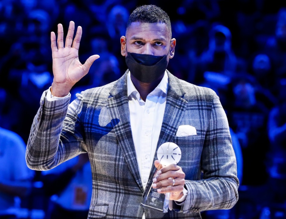<strong>Former NBA player Allan Houston is honored with the 17th Annual National Civil Rights Museum Sports Legacy Award before the Memphis Grizzlies take on the Chicago Bulls on Monday, Jan. 17, 2022.</strong> (Mark Weber/The Daily Memphian)
