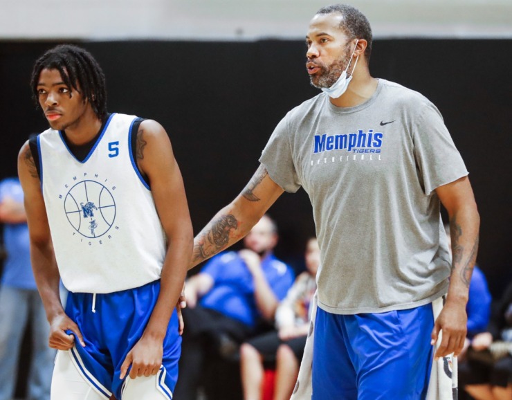 Tigers guard Johnathan Lawson (left) and assistant coach Rasheed Wallace work together during the first day of the Tigers&rsquo; practices on Tuesday, Sept. 28, 2021. (Mark Weber/The Daily Memphian file)
