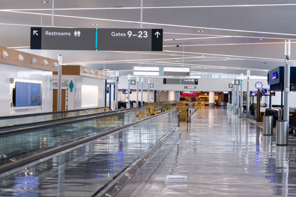 <strong>Higher ceilings, larger boarding areas, more modern technology and wider corridors give the new concourse a much different look from the rest of the more than 50-year-old airport facility.&nbsp;</strong>(Brad Vest/Special to The Daily Memphian)&nbsp;