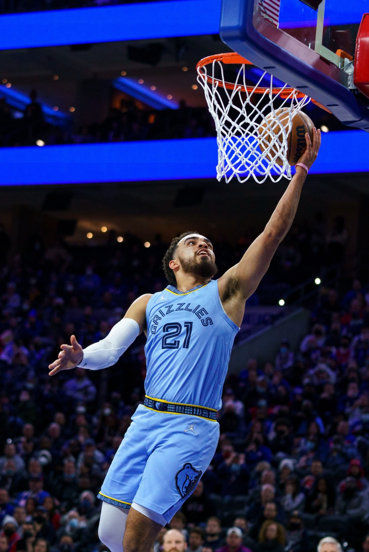 <strong>Memphis Grizzlies' Tyus Jones goes up for the shot against Philadelphia on Jan. 31, 2022, in Philadelphia.</strong>&nbsp;(Chris Szagola/AP)