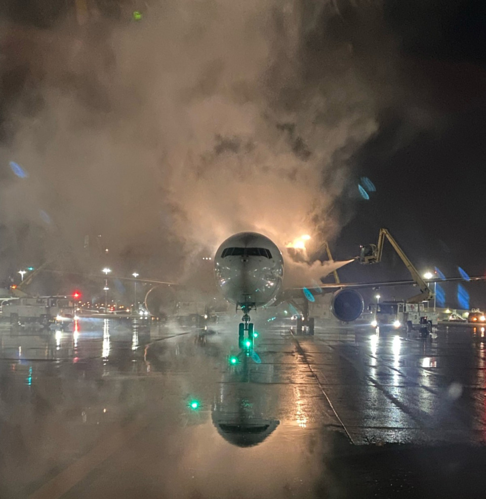 <strong>A cargo plane is de-iced at Memphis International Airport Wednesday, Feb. 2.</strong> (Courtesy Memphis International Airport)