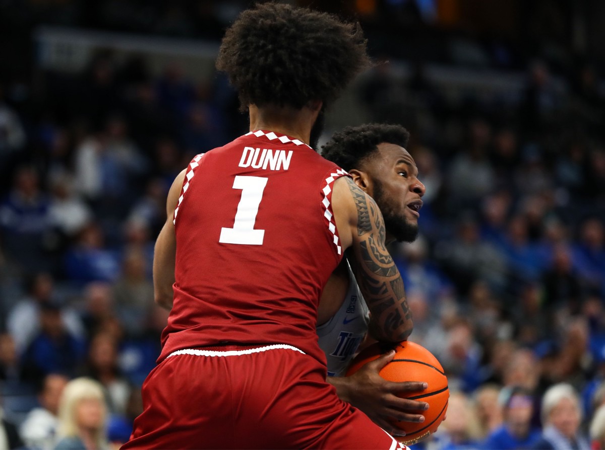 <strong>University of Memphis guard Alex Lomax (10) goes for a layup during the game against Temple on Feb. 24 at FedExForum.</strong> (Patrick Lantrip/Daily Memphian)