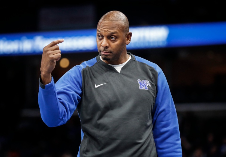 <strong>Head coach Penny Hardaway reacts to&nbsp; action against Wichita State on Sunday, Feb. 27, 2022.</strong> (Mark Weber/The Daily Memphian)