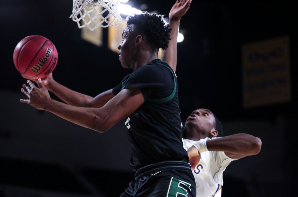 <strong>FACS guard Daniel Egbuniwe (0) goes up for a lay up during the TSSAA Div. II Class A state championship game against Goodpasture Christian School Hooper Eblen Center.</strong> (Patrick Lantrip/Daily Memphian)