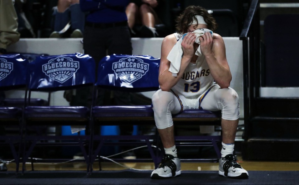 <strong>Goodpasture Christian School senior Chandler Woosley (13) hangs his head after losing to FACS Saturday, March 5 in the TSSAA state championship game in Cookeville, Tennessee.</strong> (Patrick Lantrip/Daily Memphian)