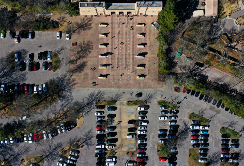 <strong>An overhead look at Memphis Zoo parking last March.</strong> (Patrick Lantrip/Daily Memphian)