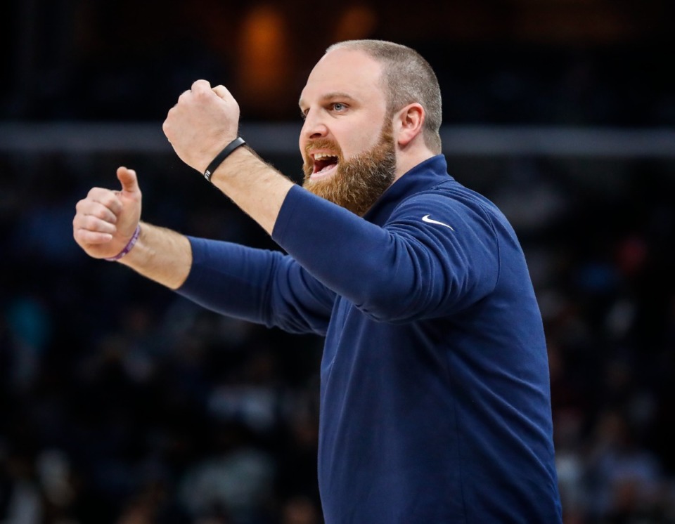 <strong>Memphis Grizzlies head coach Taylor Jenkins gestures during the game&nbsp;against the New Orleans Pelicans on Tuesday, March 8, 2022.</strong> (Mark Weber/The Daily Memphian)