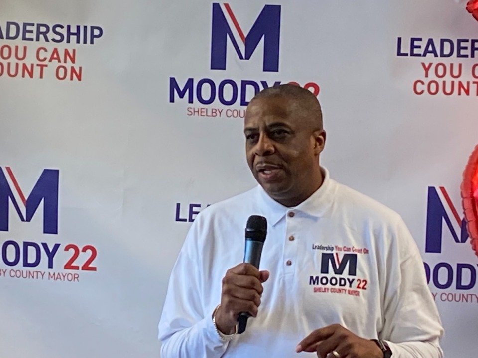 <strong>Democratic contender for Shelby County Mayor Ken Moody opened a Whitehaven campaign headquarters this weekend with an endorsement from former Memphis Mayor Willie Herenton who hired Moody for his first job in government in the mid 1990s.</strong> (Bill Dries/The Daily Memphian)